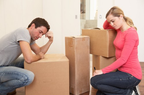 Careful unpacking support in a Sutton property